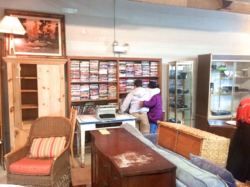 Life Shop Enjoys the Oak Park Art District